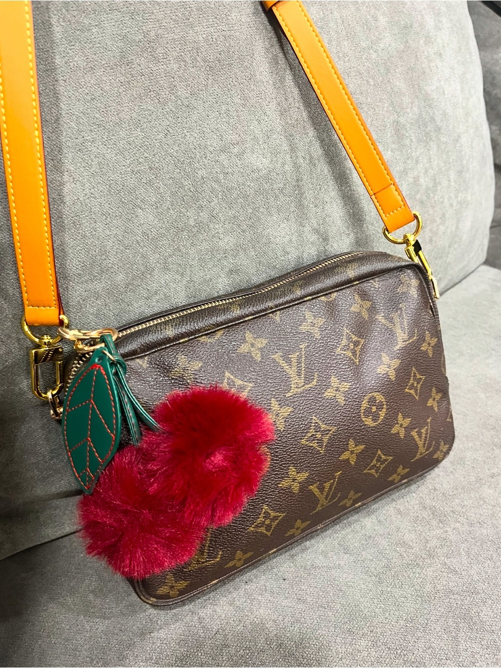 Louis Vuitton - Picture 4 of 14